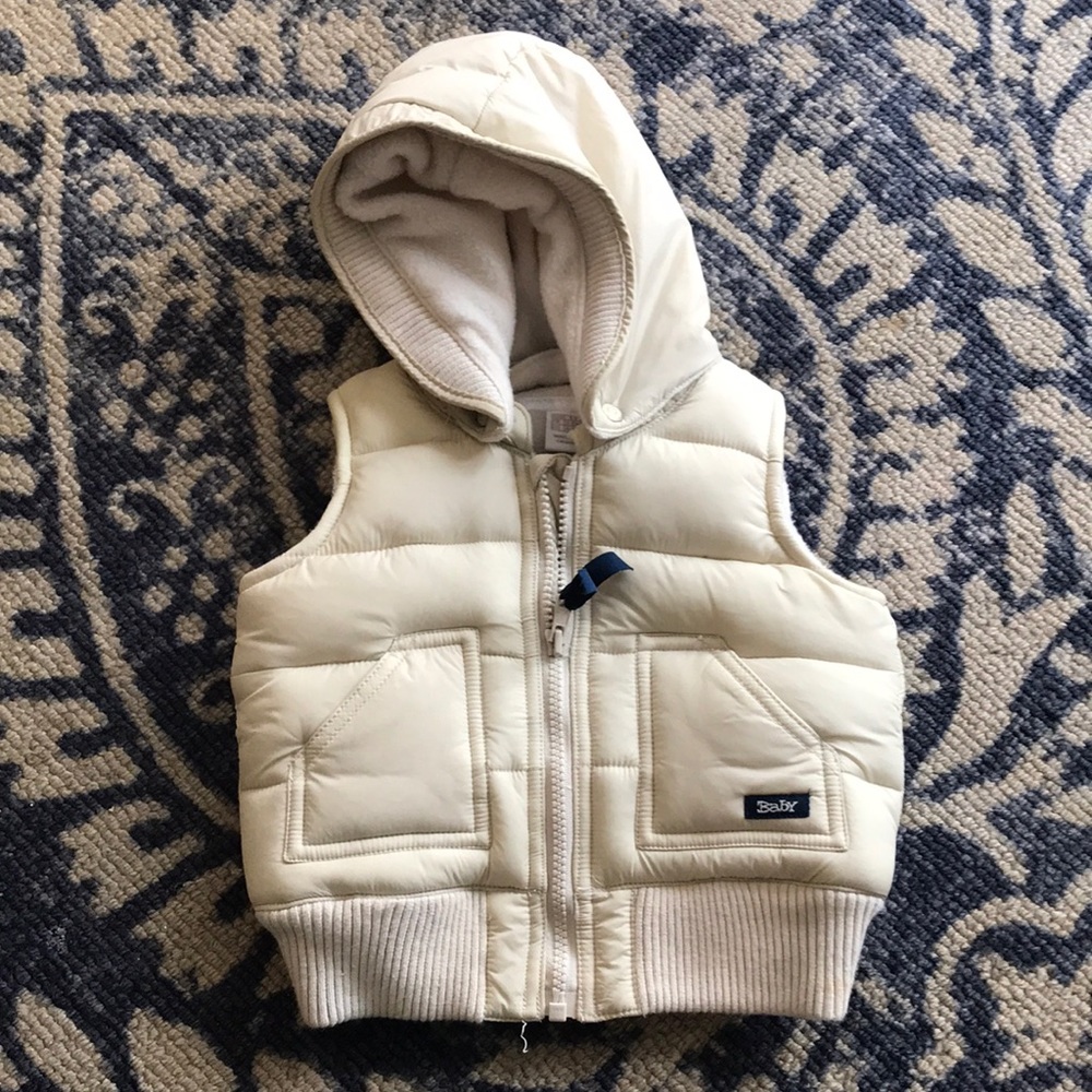 Baby puffer vest